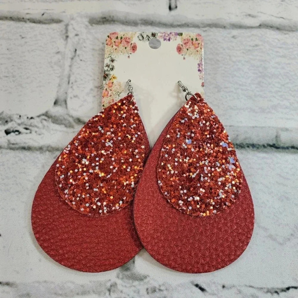 2 Layer Red Sparkle Faux Leather Dangle Chic Lightweight Earrings  2rd9 - Picture 4 of 6